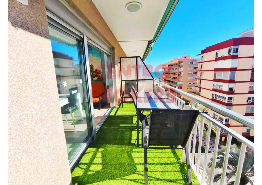 Apartament z 3 sypialniami  100m od plaży z widokiem na morze w Cullera, Walencja